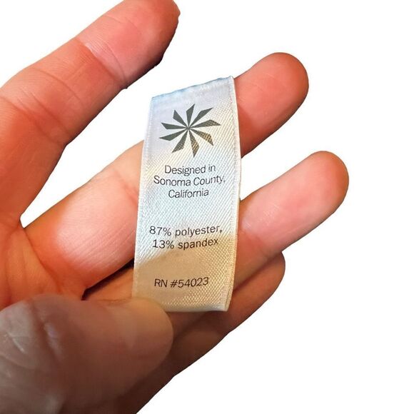 Athleta 4 pocket grey woven leggings - Picture 4 of 9